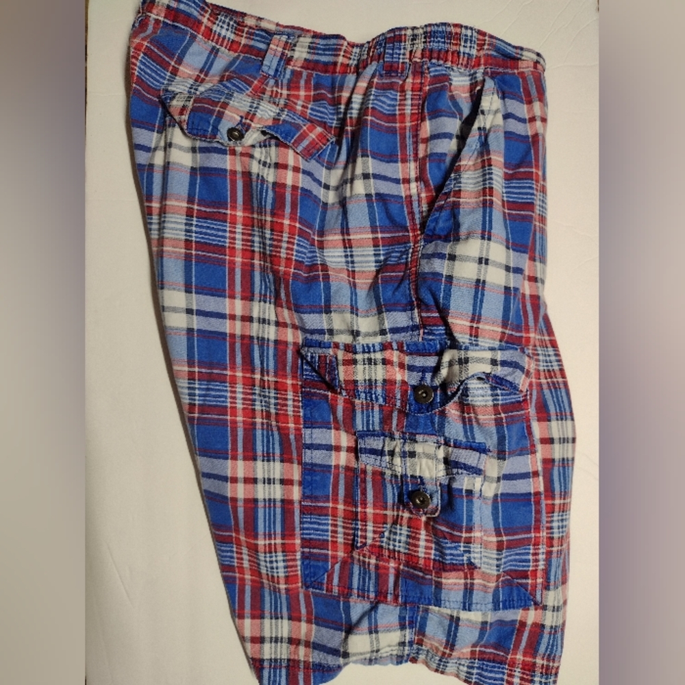 King size cargo shorts